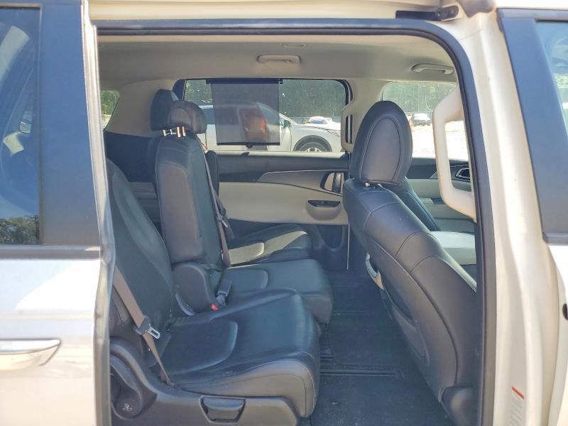 Продаж на аукціоні авто 2023 Kia Carnival, vin: KNDNB4H30P6281682, номер лоту: 50483446