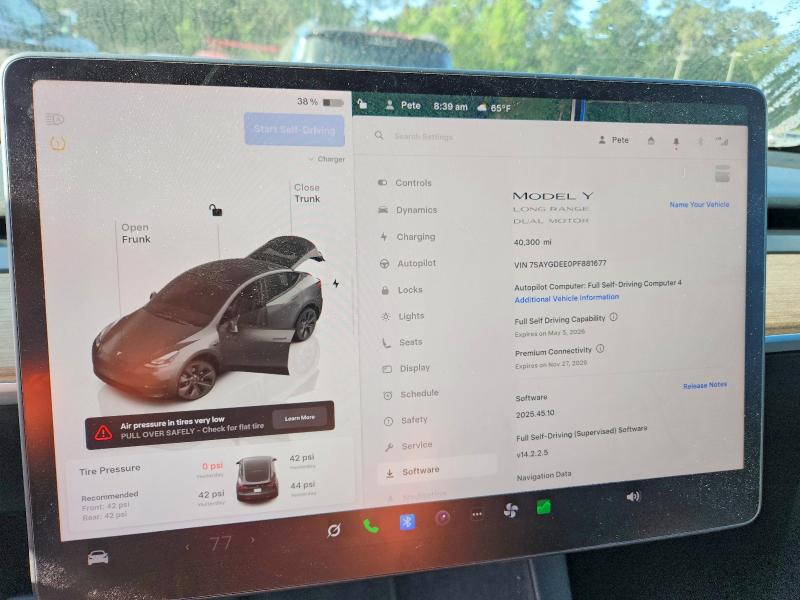 49328606 :رقم المزاد ، 7SAYGDEE0PF881677 vin ، 2023 Tesla Model Y مزاد بيع