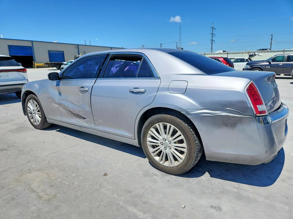 46843786 :رقم المزاد ، 2C3CCARG0EH384928 vin ، 2014 Chrysler 300 مزاد بيع