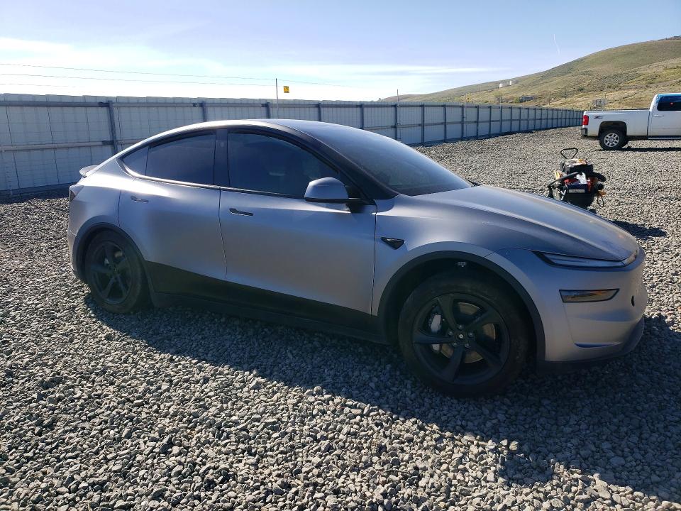 50486186 :رقم المزاد ، 7SAYGDEE8TF461482 vin ، 2026 Tesla Model Y مزاد بيع