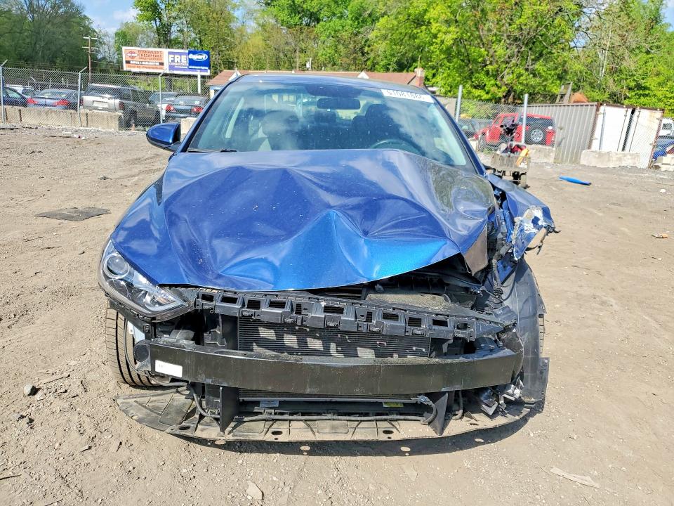 51081886 :رقم المزاد ، 5NPD84LF4HH189431 vin ، 2017 Hyundai Elantra مزاد بيع