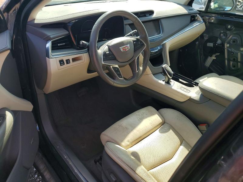 50587686 :رقم المزاد ، 1GYKNERS6HZ166374 vin ، 2017 Cadillac Xt5 مزاد بيع