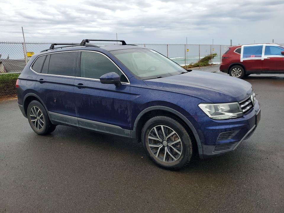 48679126 :رقم المزاد ، 3VV3B7AX5MM082582 vin ، 2021 Volkswagen Tiguan مزاد بيع