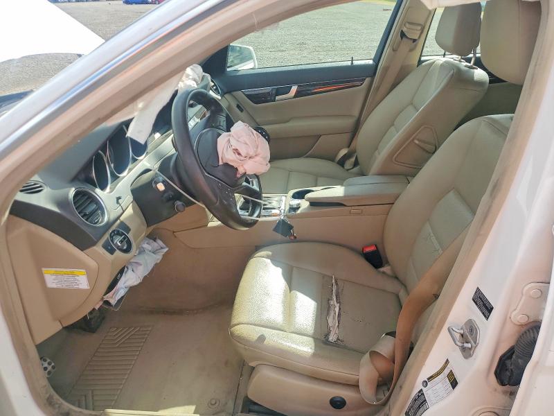 Продажа на аукционе авто 2014 Mercedes-benz C, vin: WDDGF4HB5EG196001, номер лота: 49393386