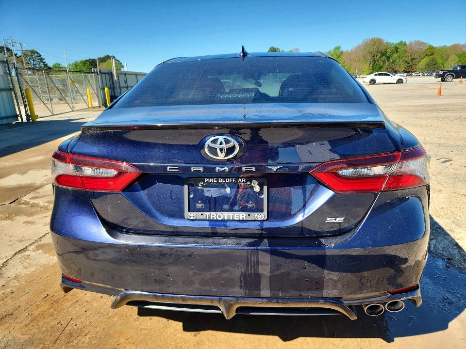 Продажа на аукционе авто 2022 Toyota Camry, vin: 4T1G11AK4NU631914, номер лота: 79621625