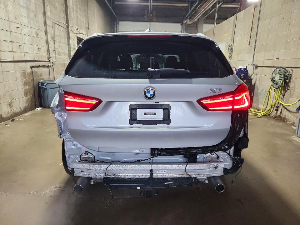 50303016 :رقم المزاد ، WBXHT3C34J5K21402 vin ، 2018 Bmw X1 مزاد بيع