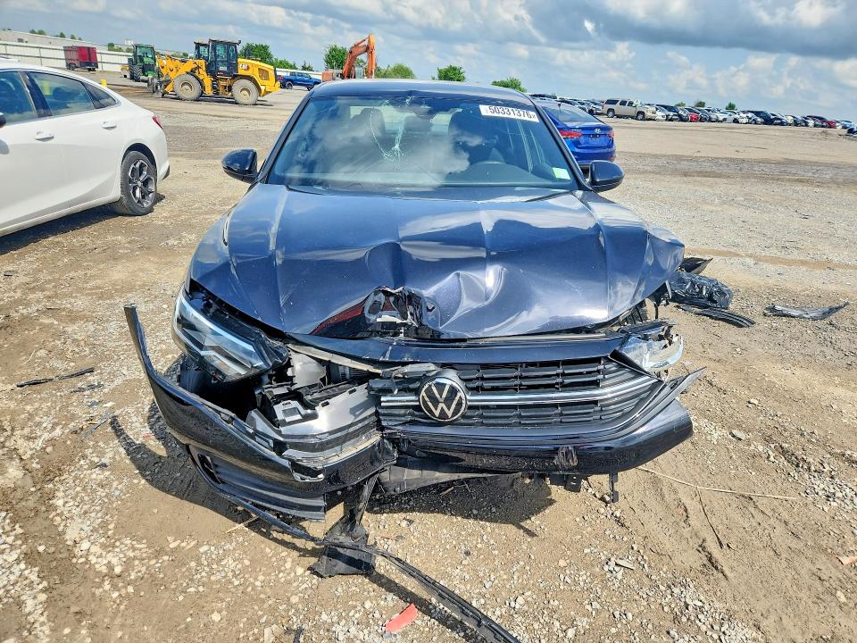 Продажа на аукционе авто 2024 Volkswagen Jetta, vin: 3VWBM7BU1RM074105, номер лота: 50331376