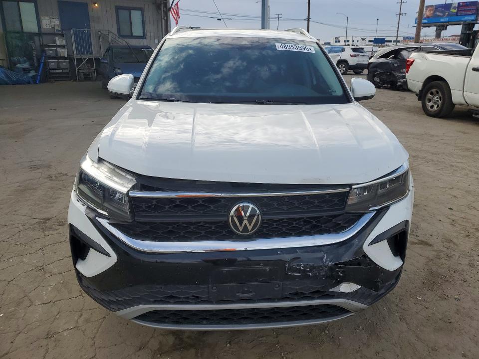 48953596 :رقم المزاد ، 3VVVX7B2XRM066365 vin ، 2024 Volkswagen Taos مزاد بيع