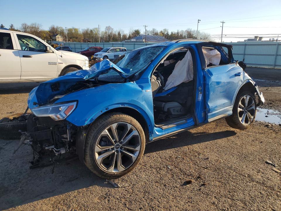 Продажа на аукционе авто 2021 Audi Q3, vin: WA1EECF35M1133437, номер лота: 48894596