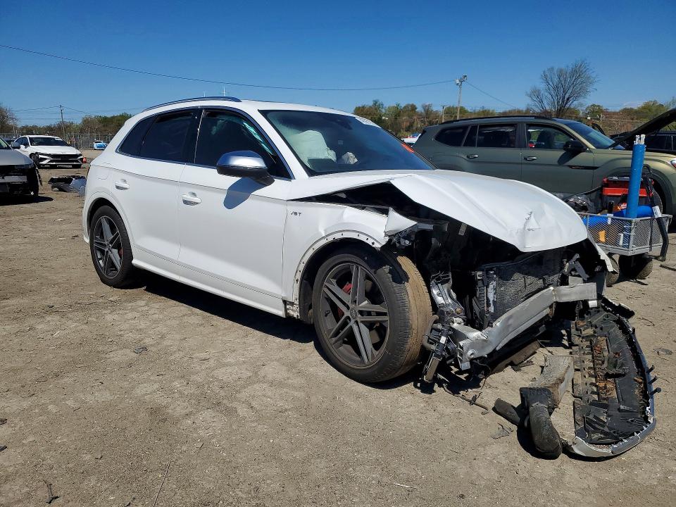 2018 Audi Sq5 მანქანა იყიდება აუქციონზე, vin: WA1A4AFY8J2209983, აუქციონის ნომერი: 48981926