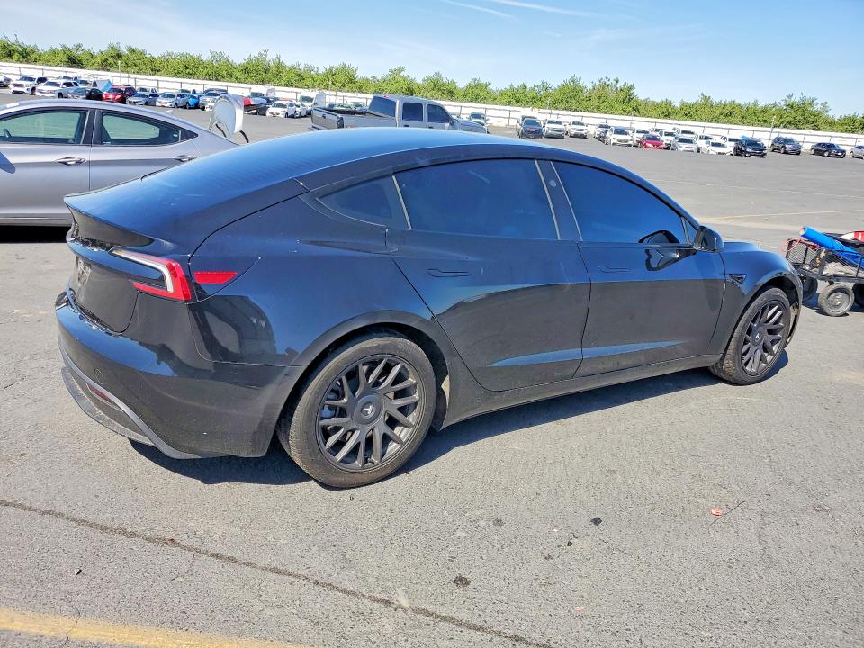 50994416 :رقم المزاد ، 5YJ3E1EA6SF012034 vin ، 2025 Tesla Model 3 مزاد بيع