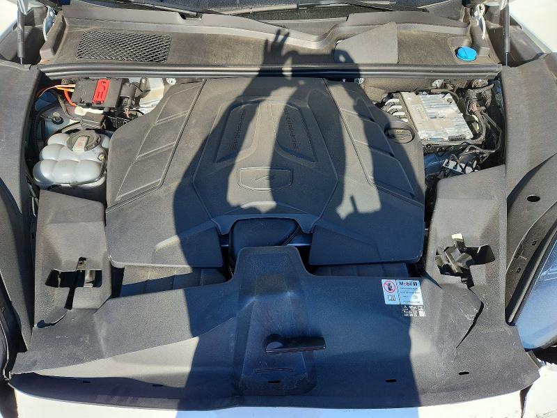 49426486 :رقم المزاد ، WP1BA2AY6RDA54574 vin ، 2024 Porsche Cayenne مزاد بيع