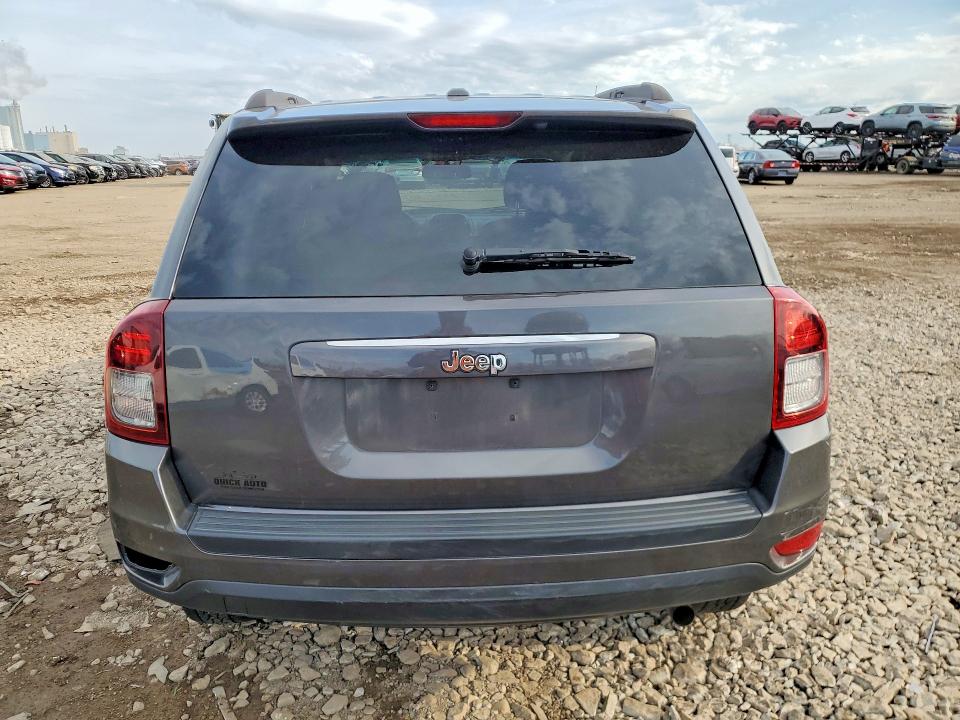 48848306 :رقم المزاد ، 1C4NJCBBXHD102591 vin ، 2017 Jeep Compass مزاد بيع