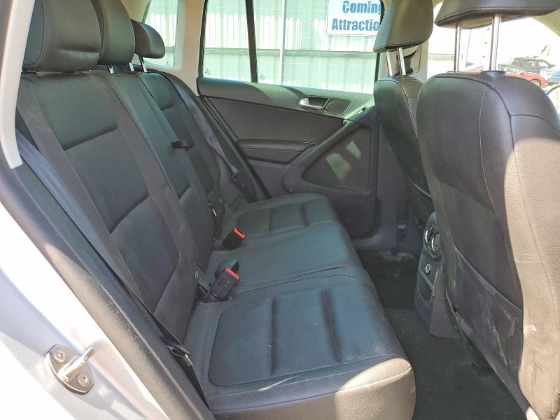 Продажа на аукционе авто 2015 Volkswagen Tiguan, vin: WVGBV7AX8FW585393, номер лота: 48579246