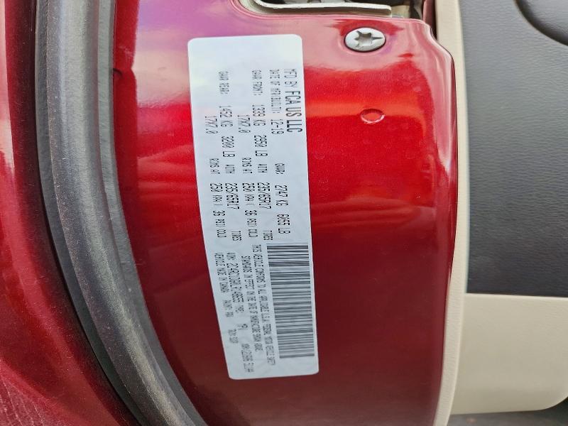 48493766 :رقم المزاد ، 2C4RC1DG0LR148655 vin ، 2020 Chrysler Voyager مزاد بيع