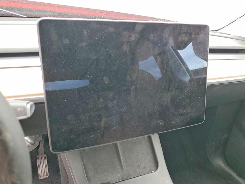48000936 :رقم المزاد ، 5YJYGDEE3MF139315 vin ، 2021 Tesla Model Y مزاد بيع