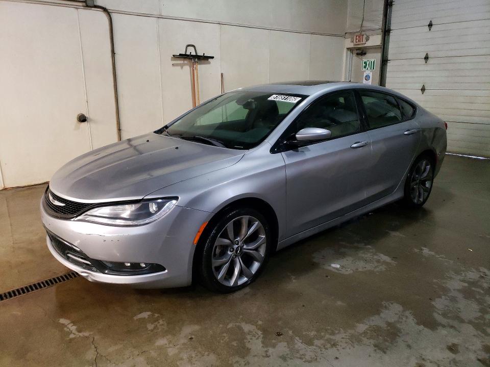 51651106 :رقم المزاد ، 1C3CCCDG7FN530656 vin ، 2015 Chrysler 200 مزاد بيع