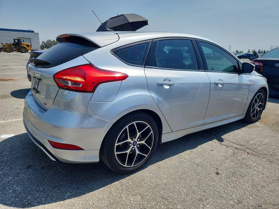 Продажа на аукционе авто 2016 Ford Focus, vin: 1FADP3K20GL372627, номер лота: 48928236