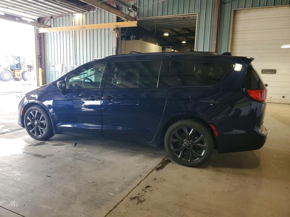 50832766 :رقم المزاد ، 2C4RC1FG2LR100765 vin ، 2020 Chrysler Pacifica مزاد بيع