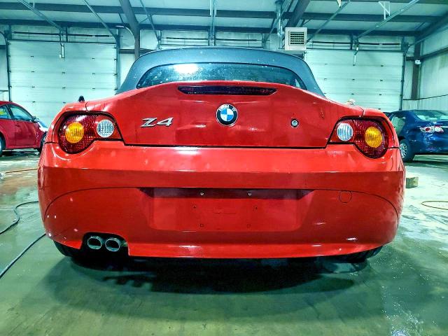 51242996 :رقم المزاد ، 4USBT33594LS52711 vin ، 2004 Bmw Z4 مزاد بيع