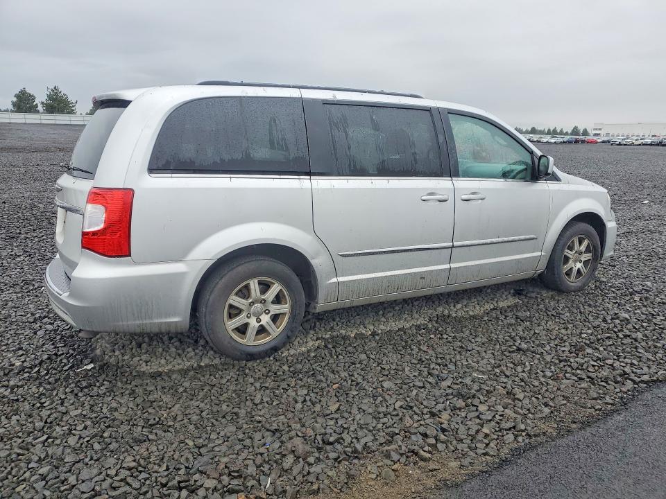 48523146 :رقم المزاد ، 2A4RR5DG4BR687598 vin ، 2011 Chrysler Town & Country مزاد بيع