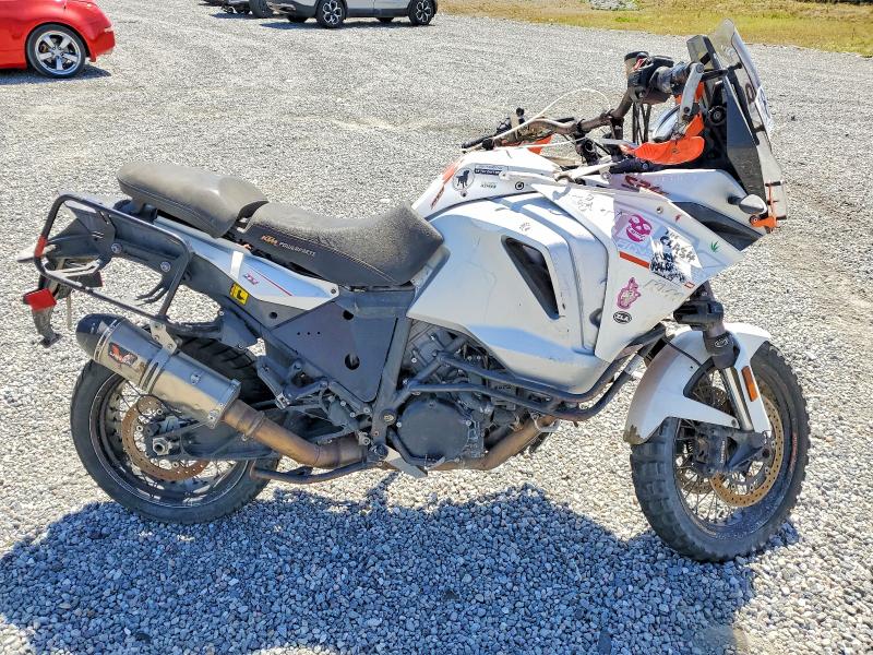 Продажа на аукционе авто 2015 Ktm 1290, vin: VBKV59404FM925564, номер лота: 50807996