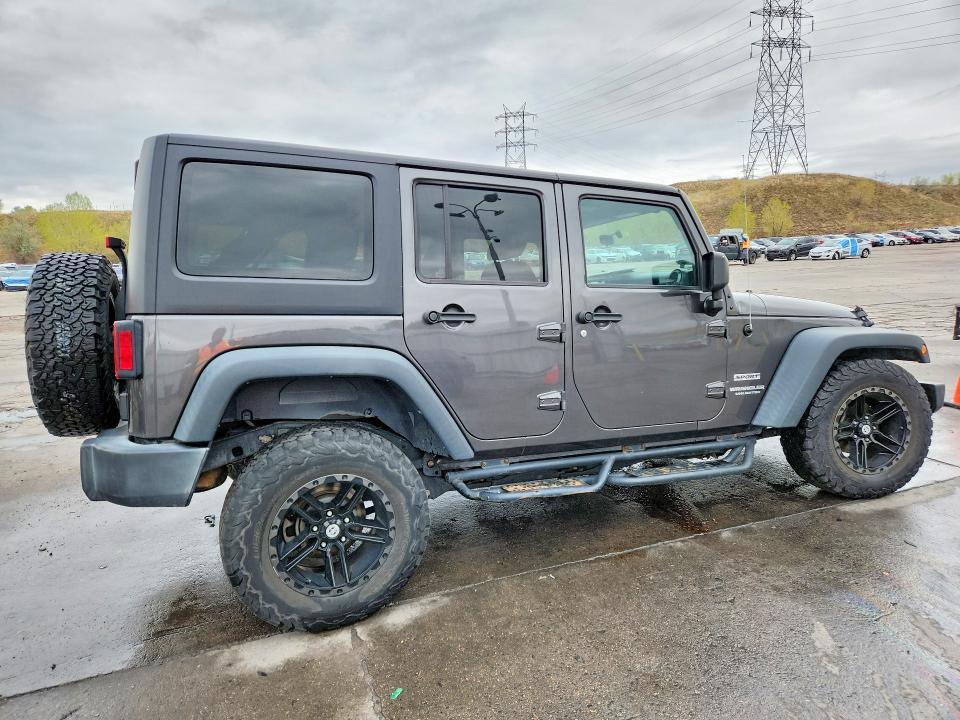 2016 Jeep Wrangler Unlimited მანქანა იყიდება აუქციონზე, vin: 1C4BJWDGXGL335615, აუქციონის ნომერი: 51831476