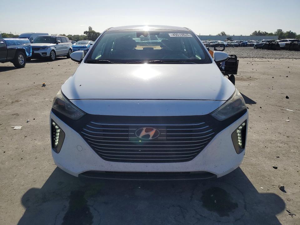 2019 Hyundai Ioniq Hybrid მანქანა იყიდება აუქციონზე, vin: KMHC75LC1KU105553, აუქციონის ნომერი: 49019826