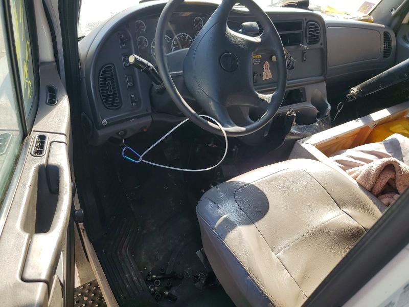 Продажа на аукционе авто 2009 Freightliner M2, vin: 1FVACXDTX9DAM3427, номер лота: 49142526