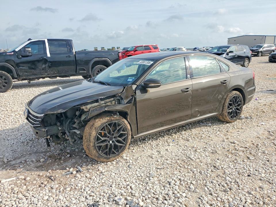 2019 Volkswagen Passat მანქანა იყიდება აუქციონზე, vin: 1VWLA7A35KC006631, აუქციონის ნომერი: 49861306