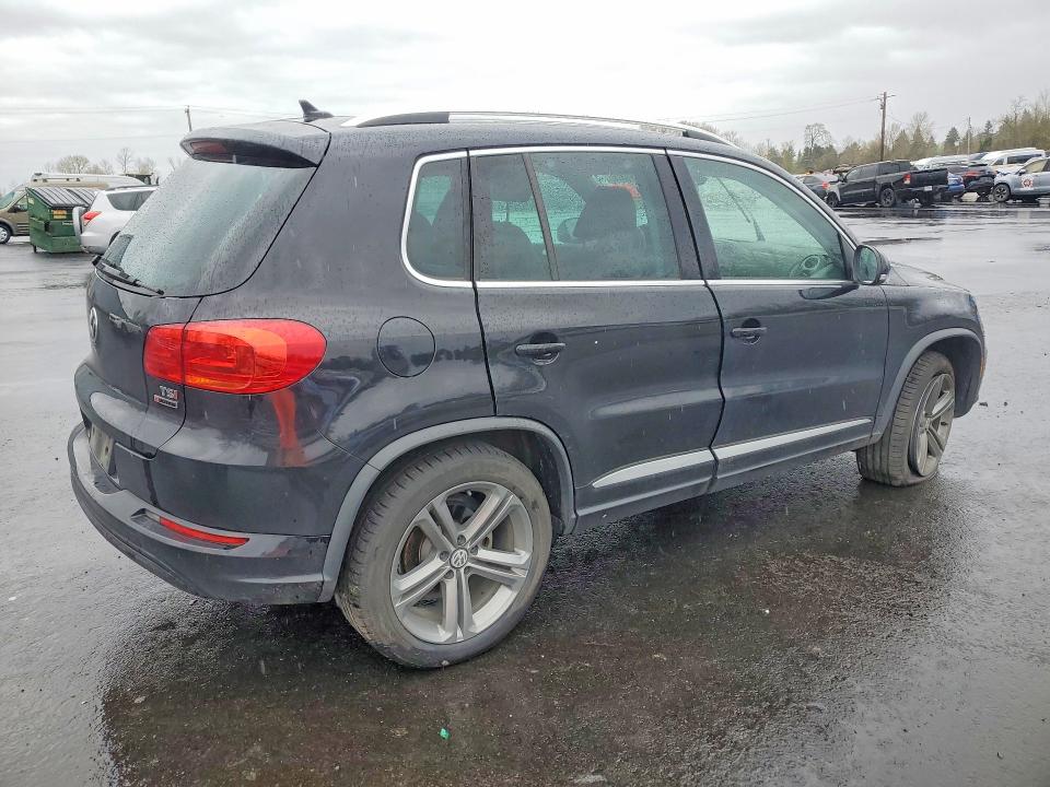 48351326 :رقم المزاد ، WVGUV7AX3HK012971 vin ، 2017 Volkswagen Tiguan مزاد بيع