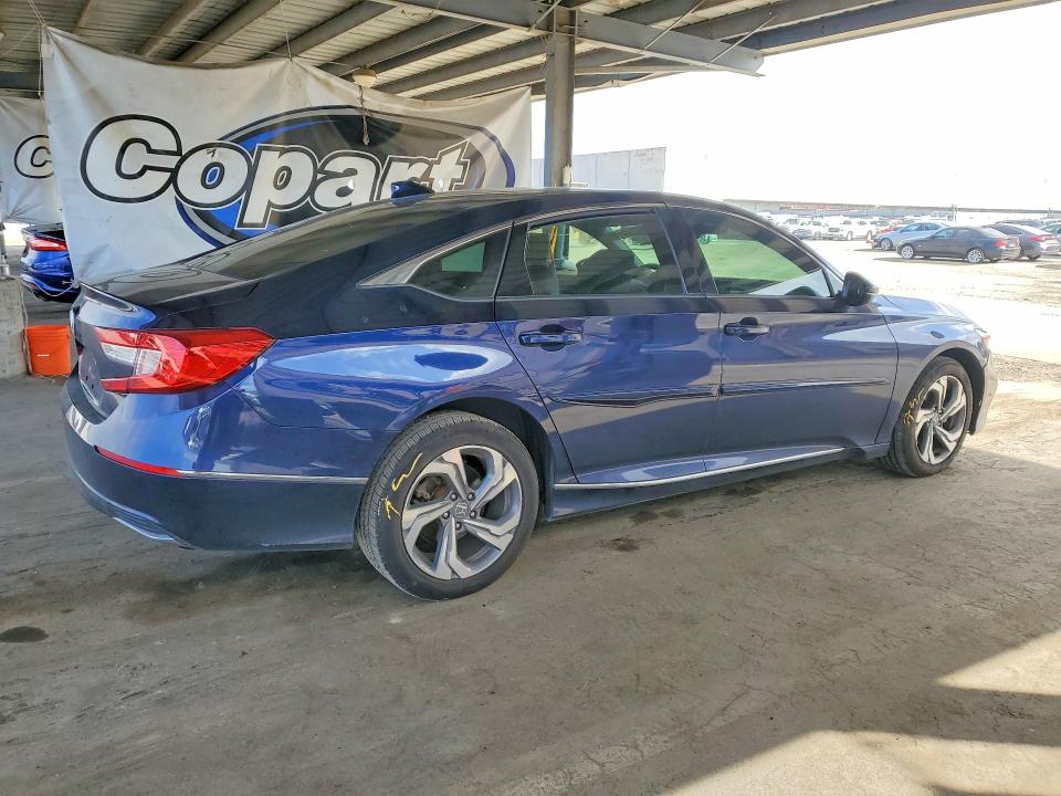 2018 Honda Accord მანქანა იყიდება აუქციონზე, vin: 1HGCV1F59JA178770, აუქციონის ნომერი: 51572126