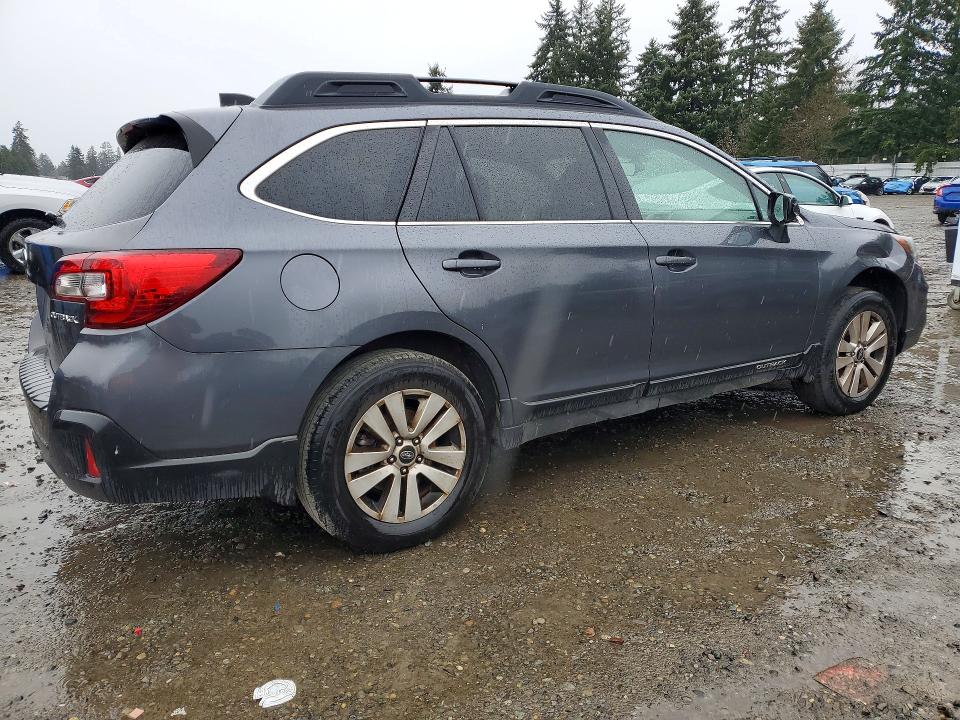 48300486 :رقم المزاد ، 4S4BSAFC1J3261305 vin ، 2018 Subaru Outback مزاد بيع