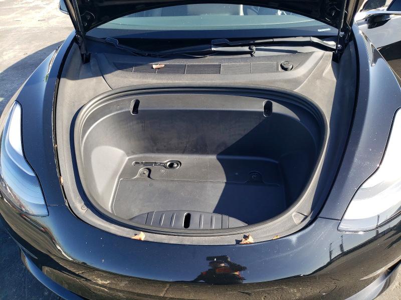 51027306 :رقم المزاد ، 5YJ3E1EB4LF710474 vin ، 2020 Tesla Model 3 مزاد بيع