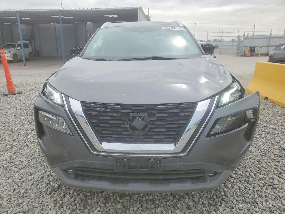 2021 Nissan Rogue მანქანა იყიდება აუქციონზე, vin: 5N1AT3CB1MC815673, აუქციონის ნომერი: 50749236