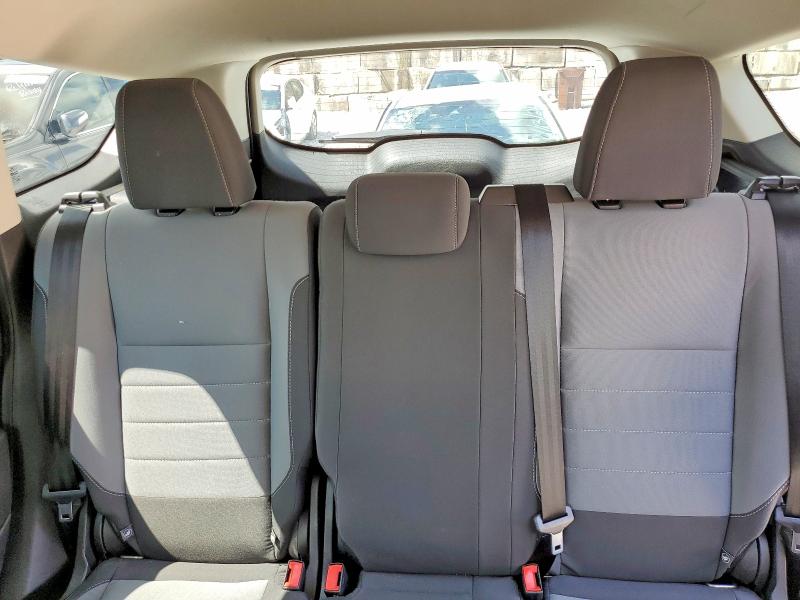 51544706 :رقم المزاد ، 1FMCU0F71HUD92038 vin ، 2017 Ford Escape مزاد بيع