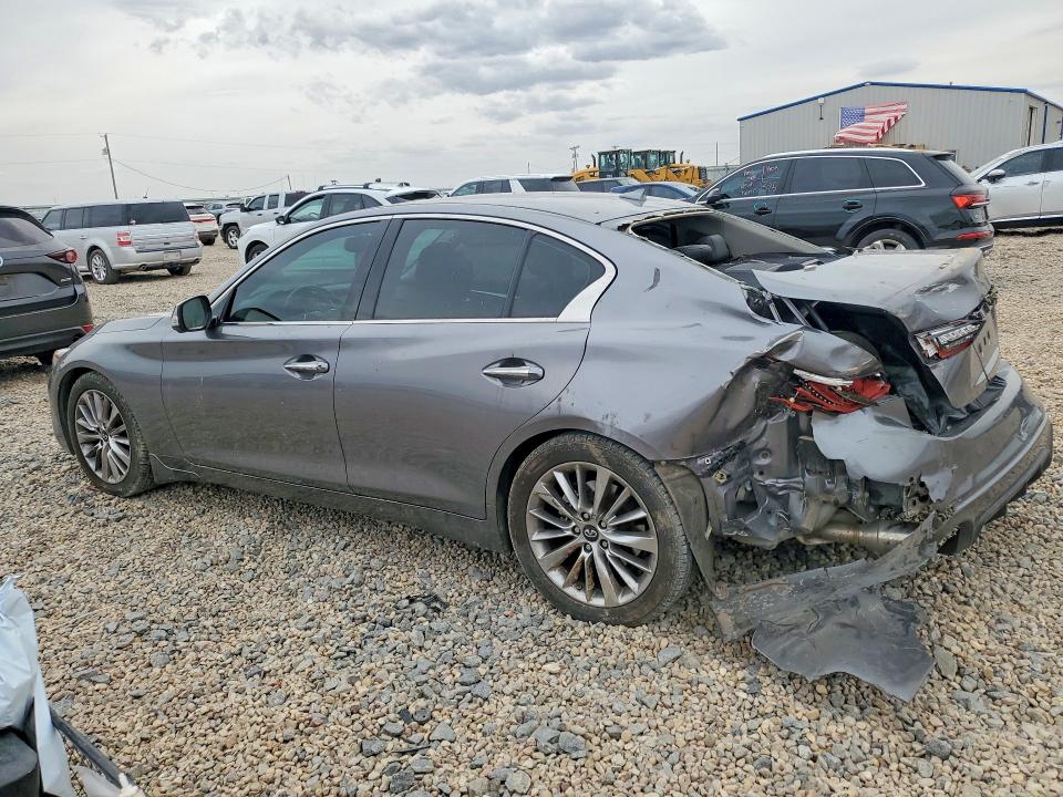 49514736 :رقم المزاد ، JN1EV7AP0JM355937 vin ، 2018 Infiniti Q50 مزاد بيع