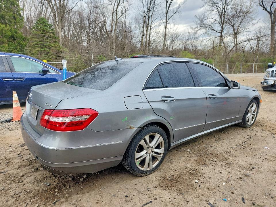 Aukcja sprzedaży 2010 Mercedes-benz E, vin: WDDHF8HB5AA165730, numer aukcji: 49570056