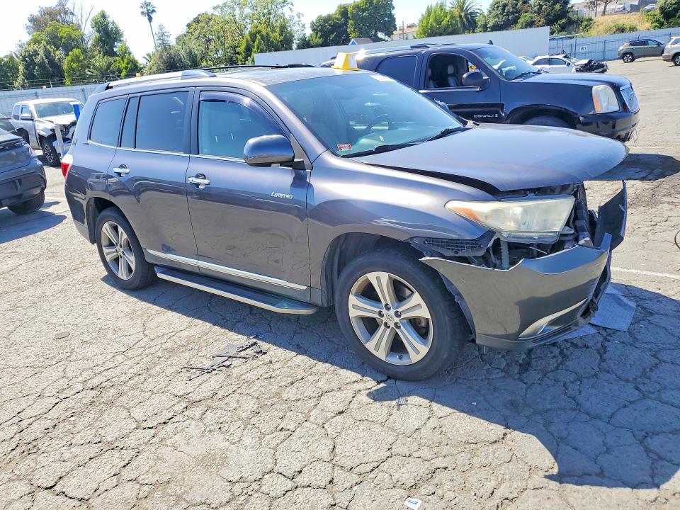 Продаж на аукціоні авто 2013 Toyota Highlander, vin: 5TDDK3EH6DS201884, номер лоту: 52090006