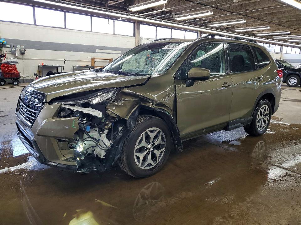 2023 Subaru Forester მანქანა იყიდება აუქციონზე, vin: JF2SKAEC0PH425498, აუქციონის ნომერი: 47951766