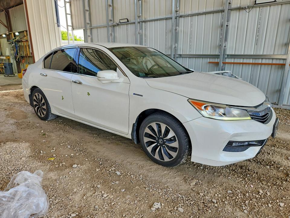 Продажа на аукционе авто 2017 Honda Accord, vin: JHMCR6F38HC014700, номер лота: 51479976