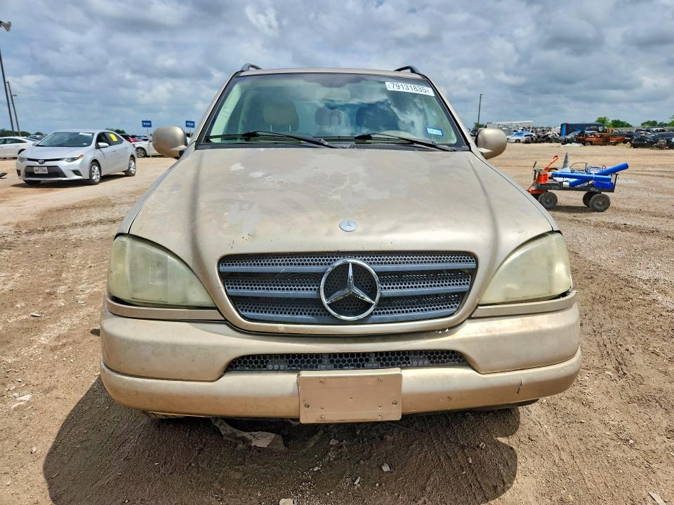79131835 :رقم المزاد ، 4JGAB54E41A282703 vin ، 2001 Mercedes-benz Ml مزاد بيع