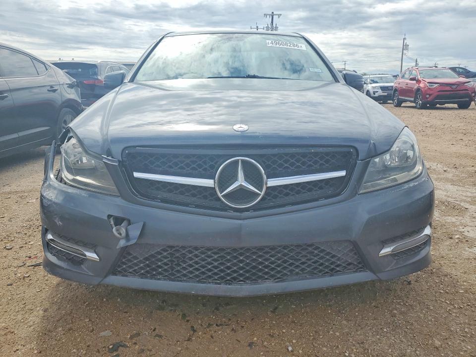 2014 Mercedes-benz C მანქანა იყიდება აუქციონზე, vin: WDDGF4HB4EA961184, აუქციონის ნომერი: 49608286