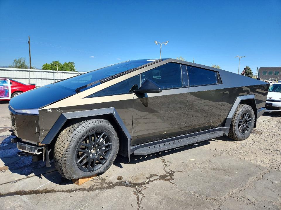 Продажа на аукционе авто 2025 Tesla Cybertruck, vin: 7G2CEHED2SA070803, номер лота: 50626876