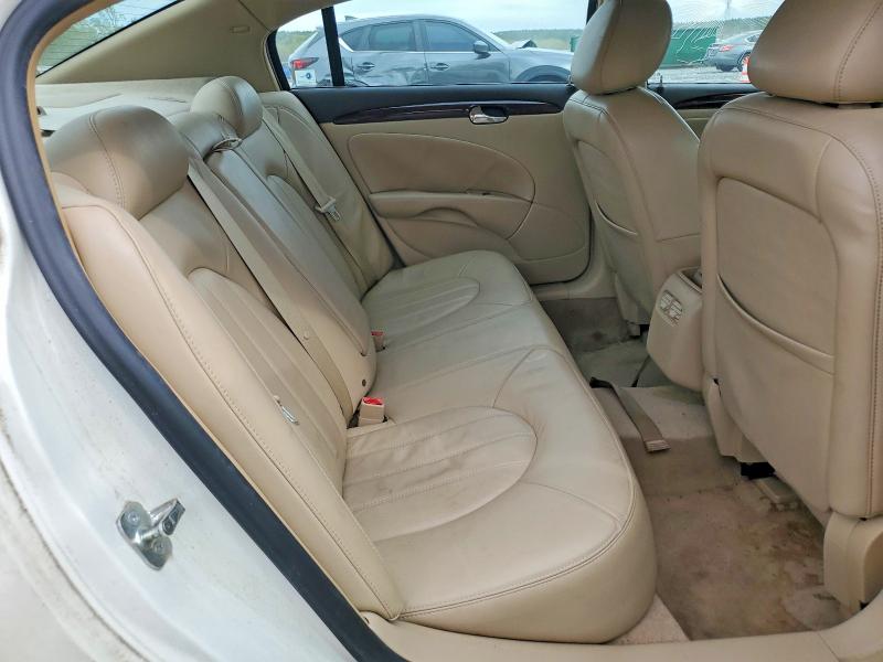 49173476 :رقم المزاد ، 1G4HC5EM8AU138099 vin ، 2010 Buick Lucerne مزاد بيع