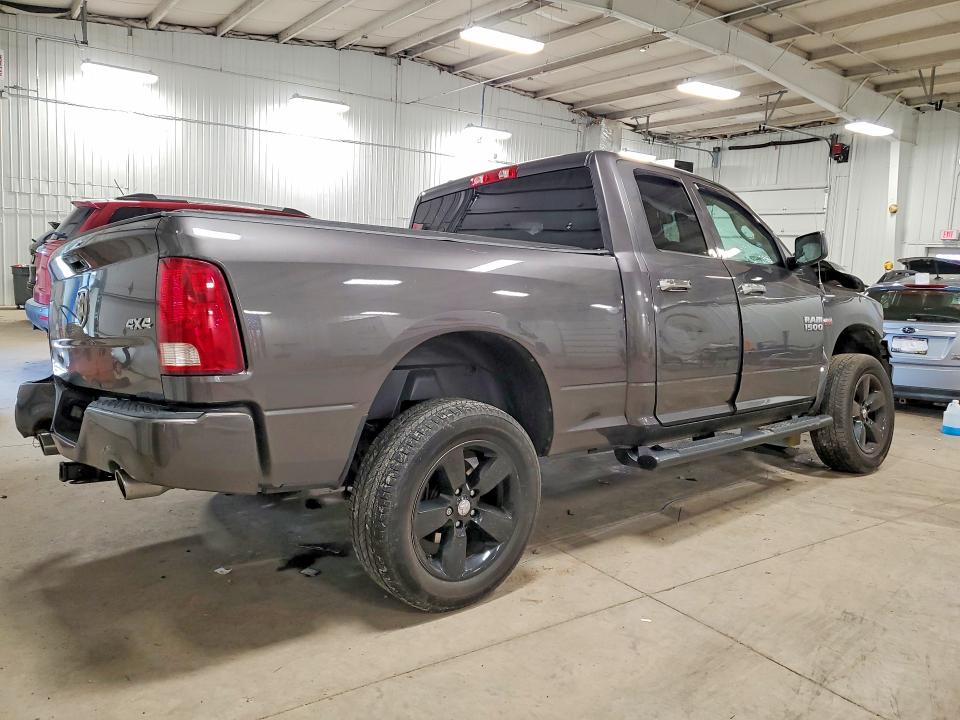 51616626 :رقم المزاد ، 1C6RR7FT9FS705021 vin ، 2015 Ram 1500 مزاد بيع