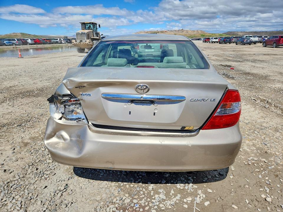2002 Toyota Camry მანქანა იყიდება აუქციონზე, vin: 4T1BE32K32U514118, აუქციონის ნომერი: 48753586