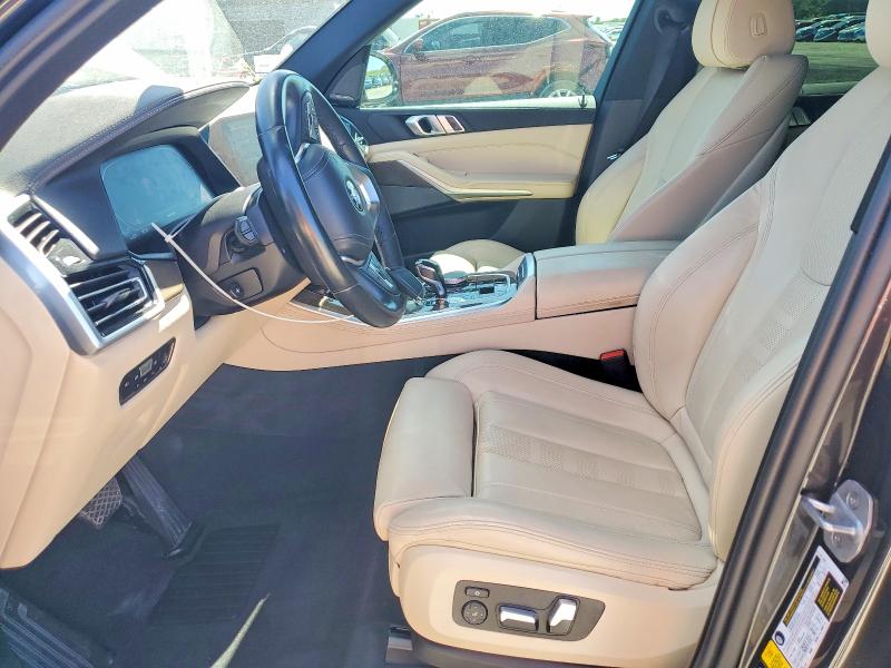 51264526 :رقم المزاد ، 5UXCR6C03M9G15792 vin ، 2021 Bmw X5 مزاد بيع