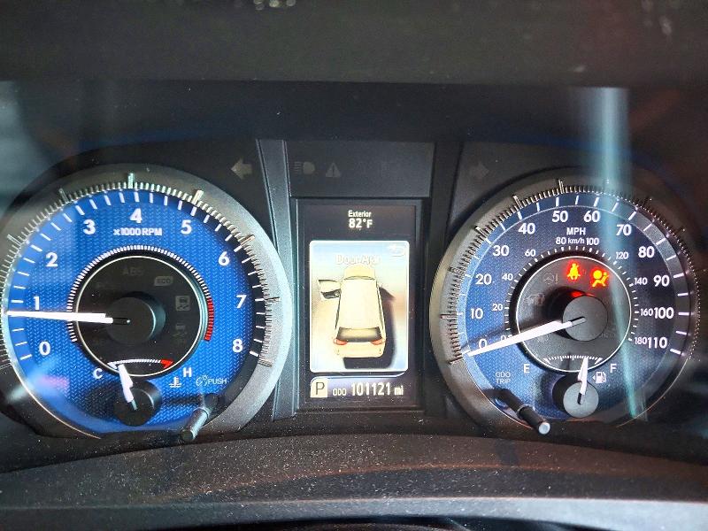 51677826 :رقم المزاد ، 5TDYZ3DC1HS889818 vin ، 2017 Toyota Sienna مزاد بيع