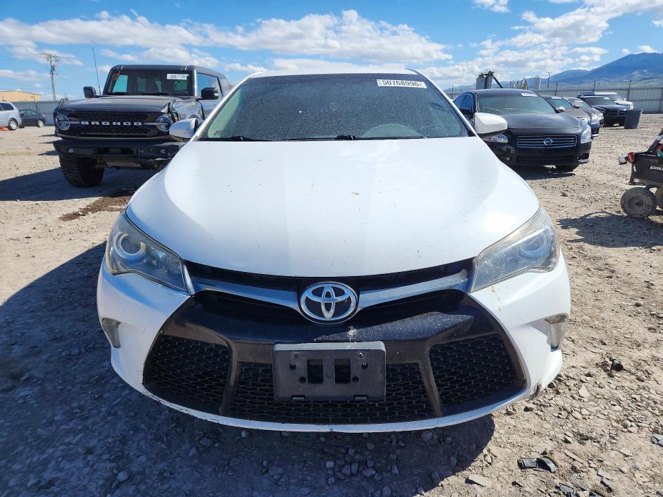 50768996 :رقم المزاد ، 4T1BF1FK7GU260805 vin ، 2016 Toyota Camry مزاد بيع